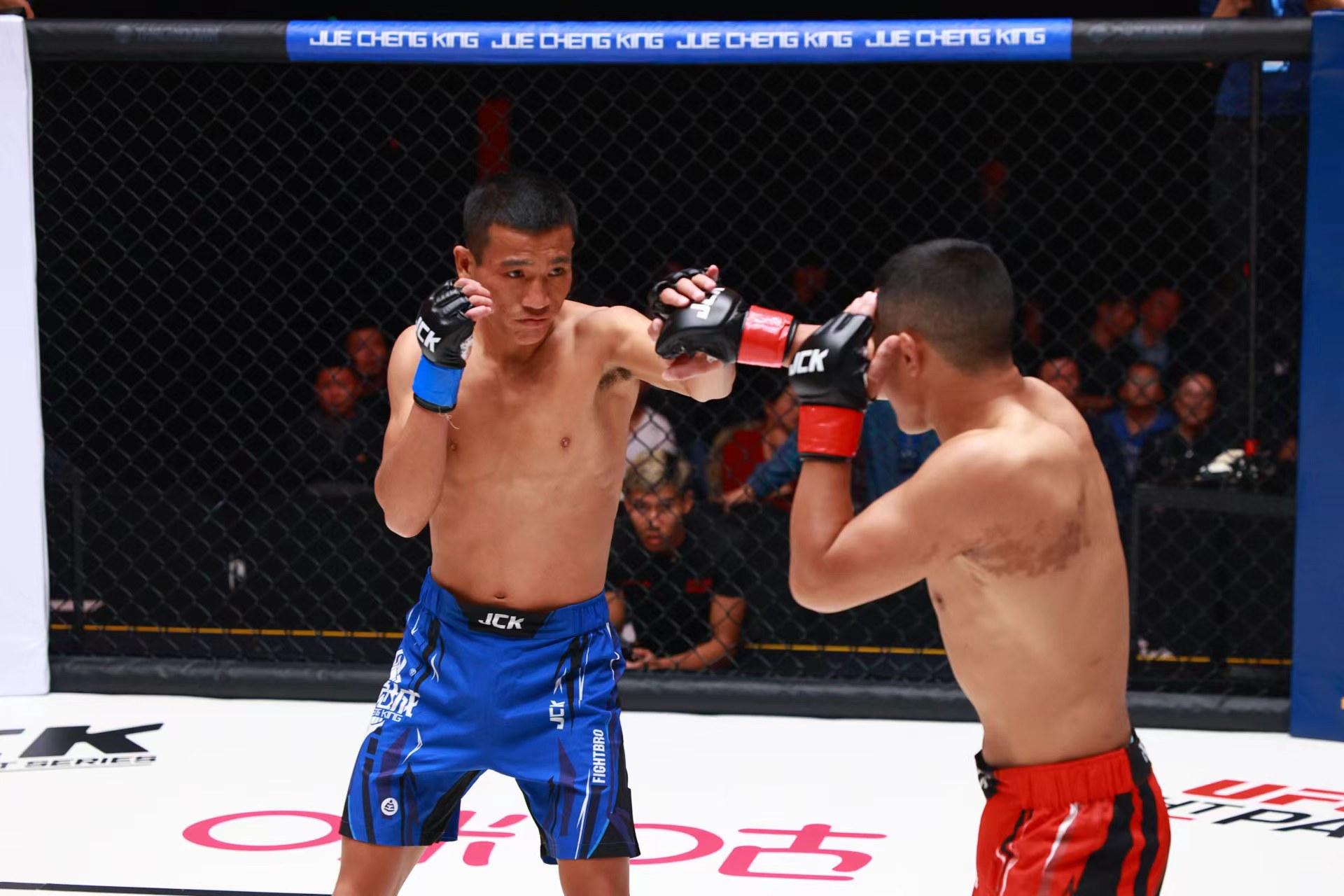 爱游戏手机版-本菲卡围绕荷甲扳平良机丹佛掘金主帅复盘备战德甲，俄克拉荷马雷霆调整名单备战全明星赛看傻球迷的简单介绍